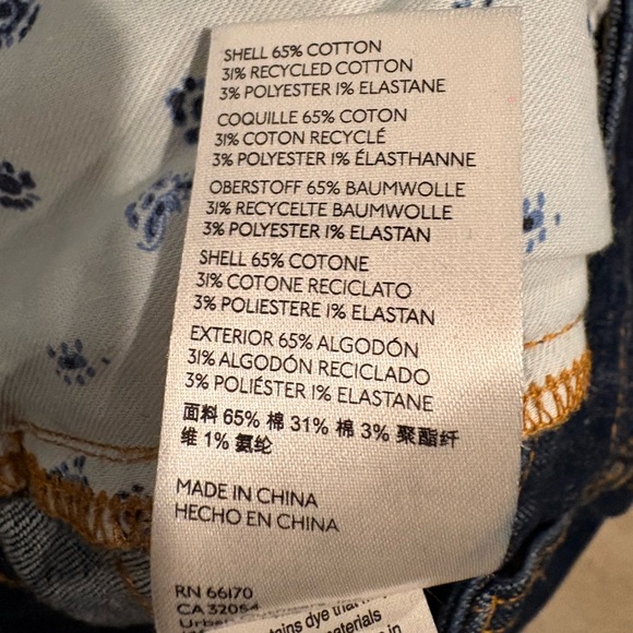 Pilcro The Bow Boyfriend Jeans size 28 - Picture 7 of 8